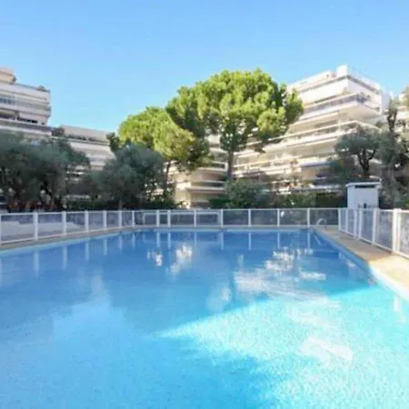 Olympe Vue Апартаменты *